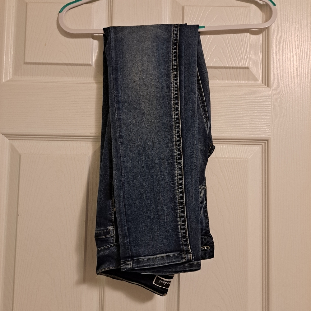 Womens skinny jeans